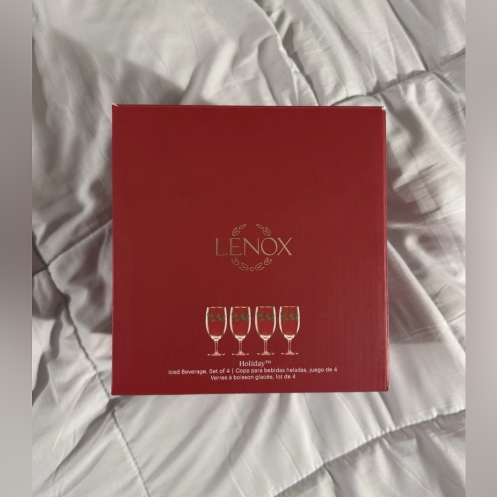 Lenox Holiday Iced Beverage Set of Four Goblets With Gold Rim & Holly Berry NEW!